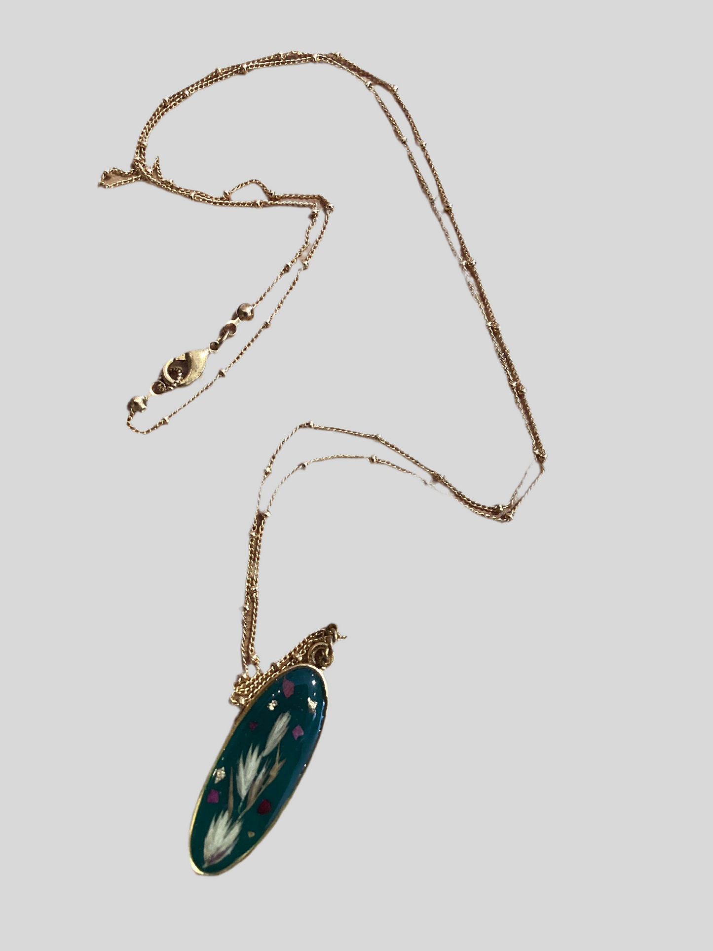 Necklace Gold Oval Dk. Green