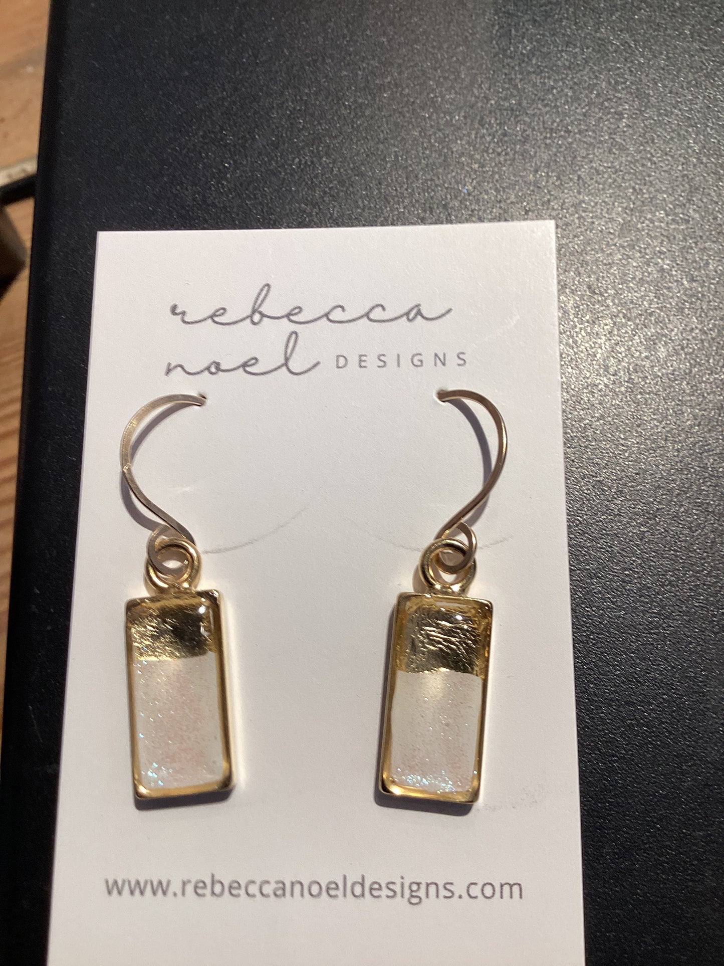 Earring Rectangle w/Shimmer