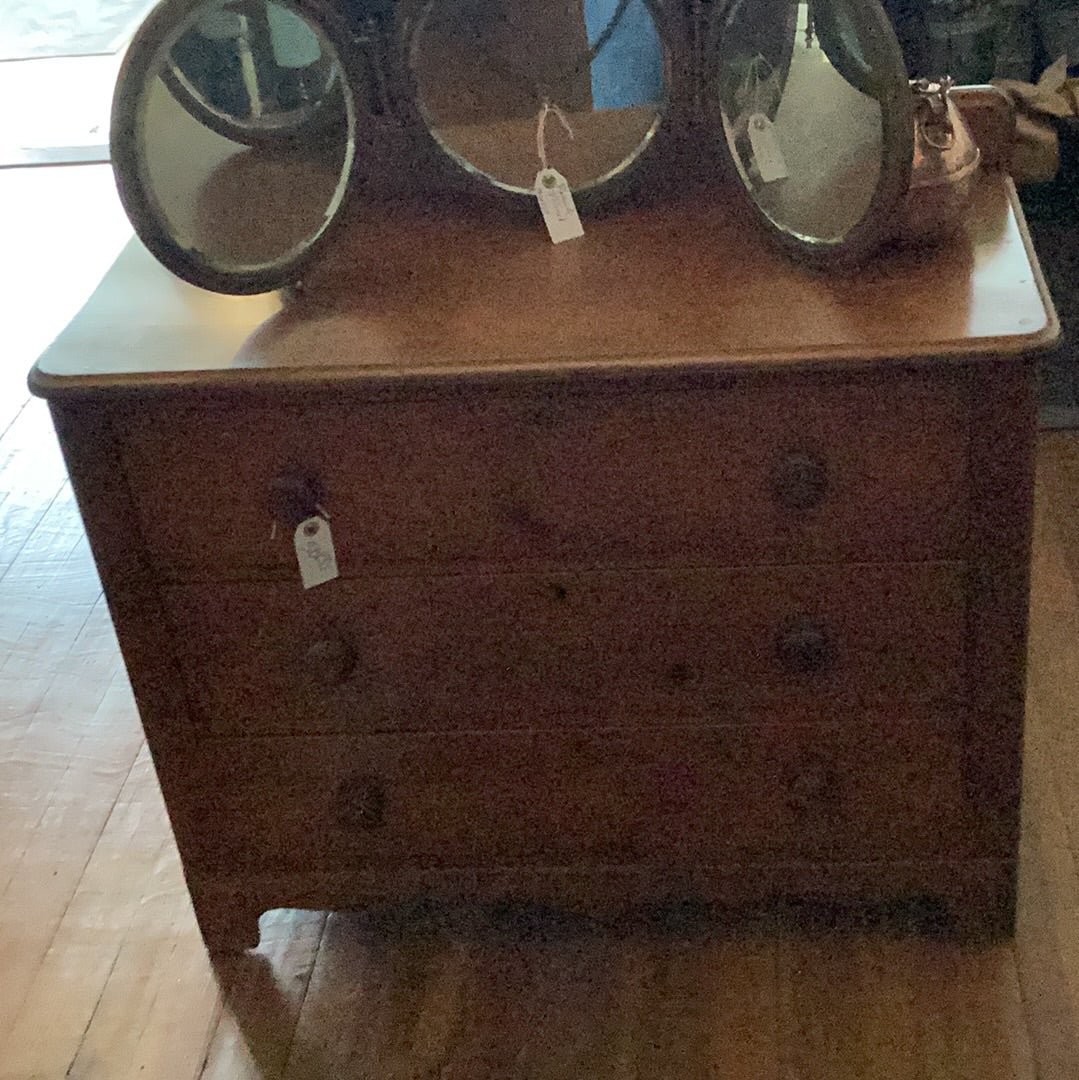 Wood 3 Drawer Cabinet/Dresser