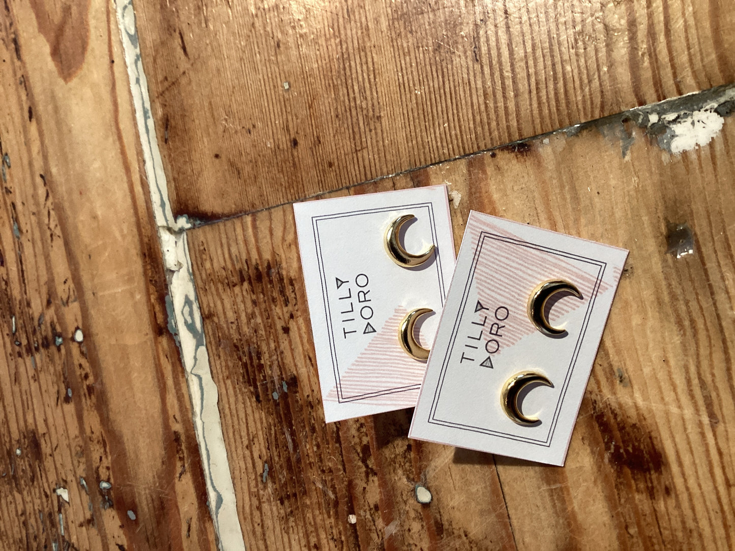 Crescent Stud