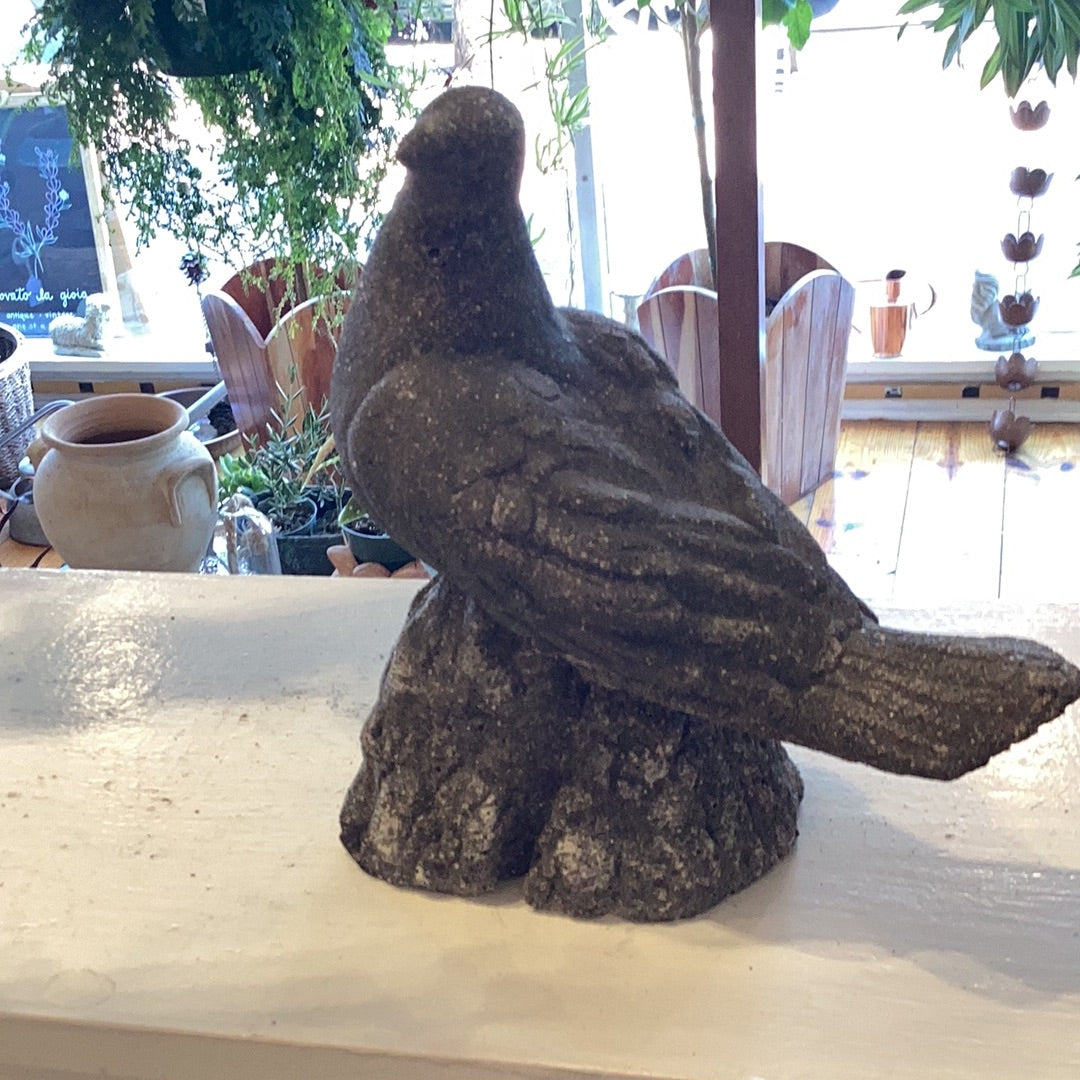 Love Doves - Cast Stone
