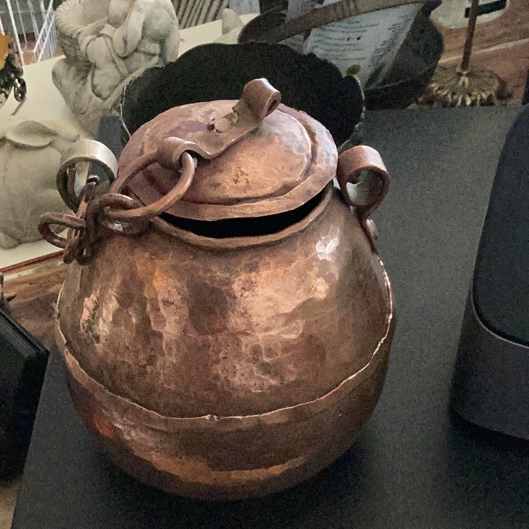 Found Bright Copper Pot w/ Attached Lid