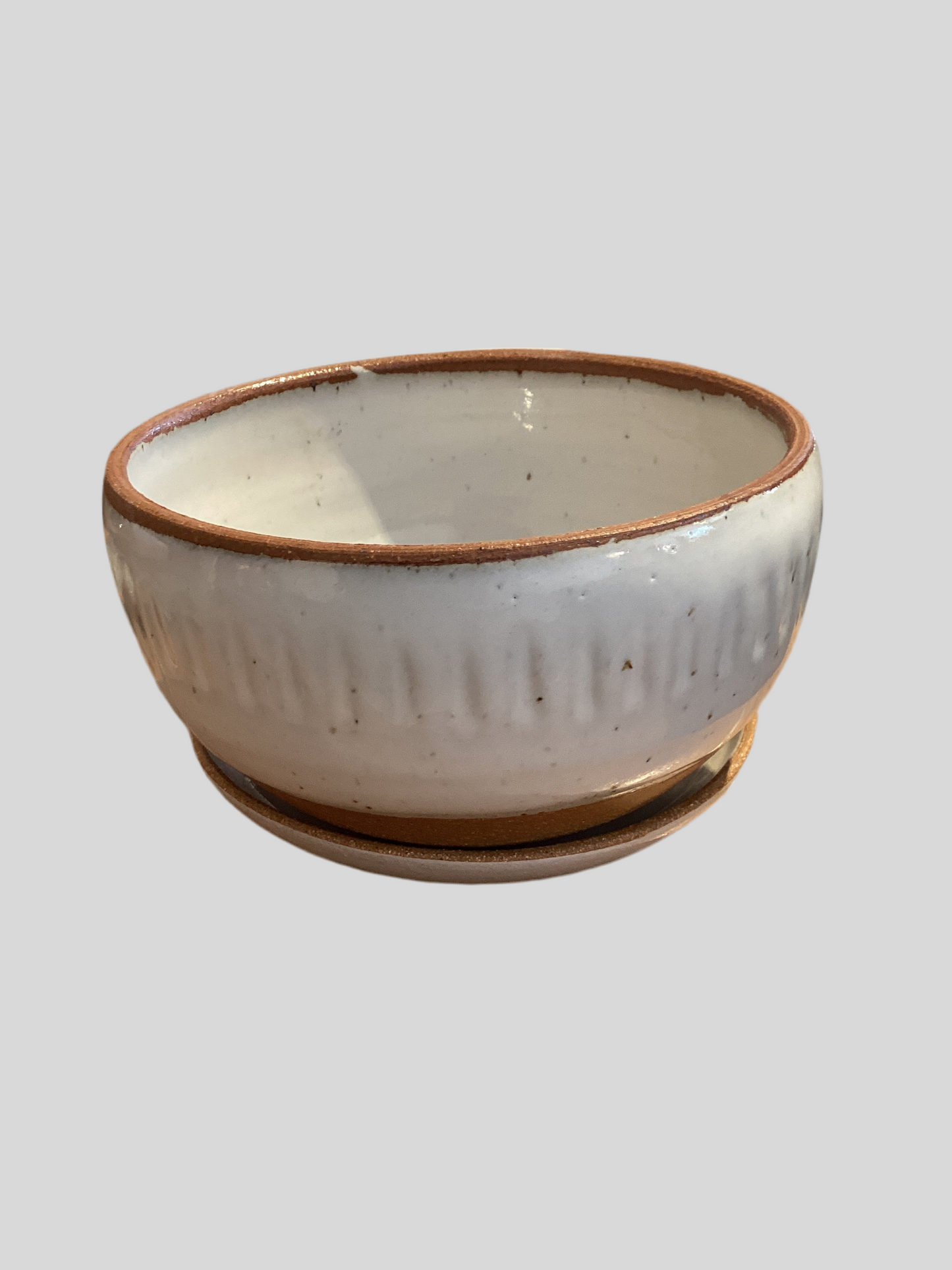 6” Carved White Pot w/ Tray