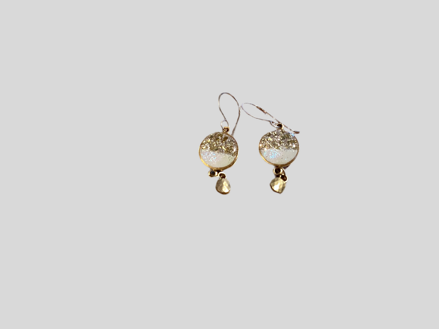 Earring G Circle Shimmer w/Dangle
