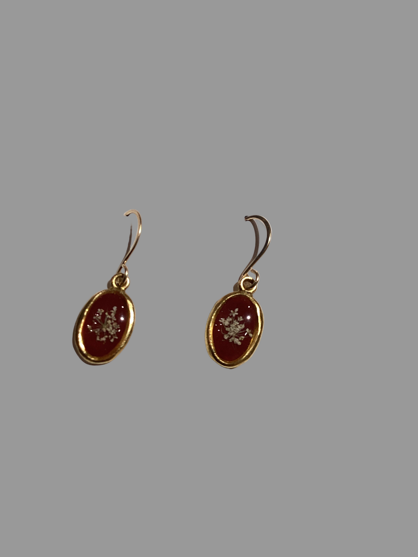 G Oval Burgundy QAL