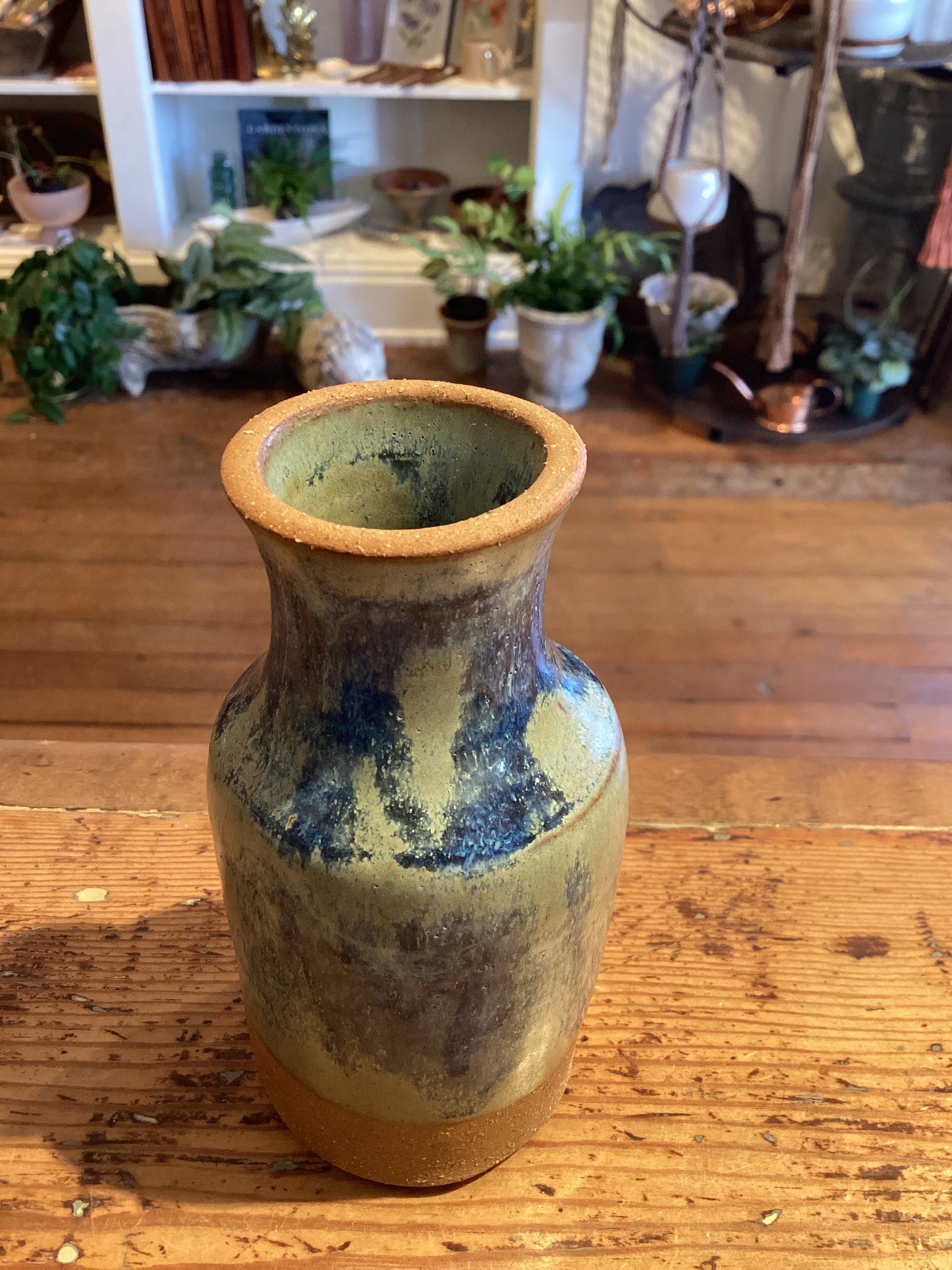 Medium Vase